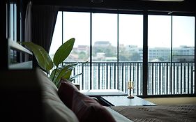 Norn Riverside Bangkok Hotel - นอนริมน้ำ